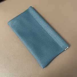 カジュアルスタイルのフェイクレザースリムウォレット、パスポートとIDホルダー、イヤホンコードストレージポーチ、メイクアップバッグ